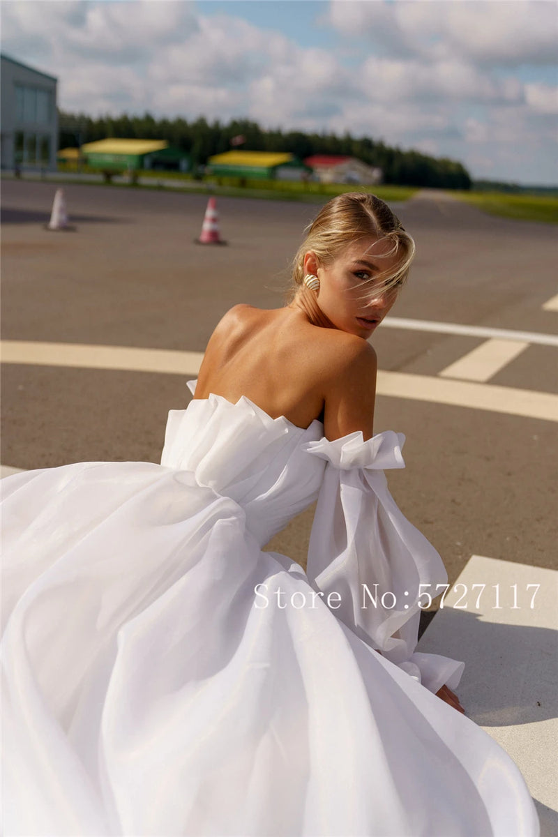 Strapless Ruched Bodice Ball Gowns 2080 Organza Wedding Dress with Detachable Long Sleeves Empire Bridal Gowns