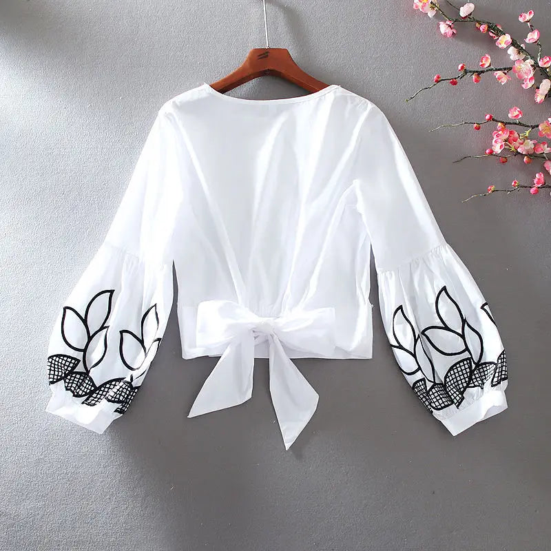 Women's Spring Summer Short Style Blouses Shirts Women's Long Sleeve O-neck Printed Lantern Sleeve Korean Tops SP505