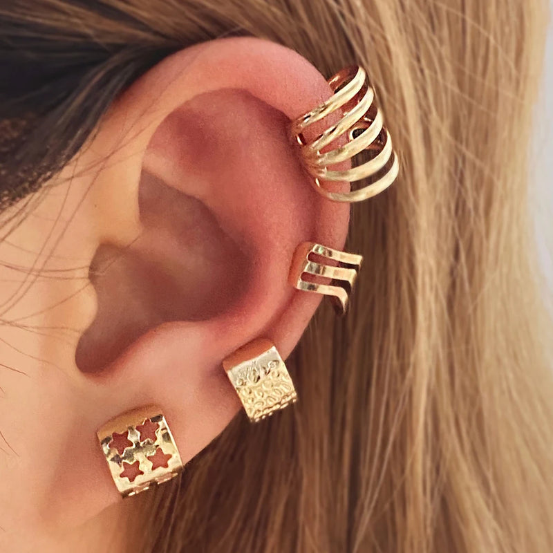 Vintage Gold Color Leaves Ear Cuff Black Non-Piercing Ear Clips Fake Cartilage Earrings Clip Earrings For Women Men Jewelry