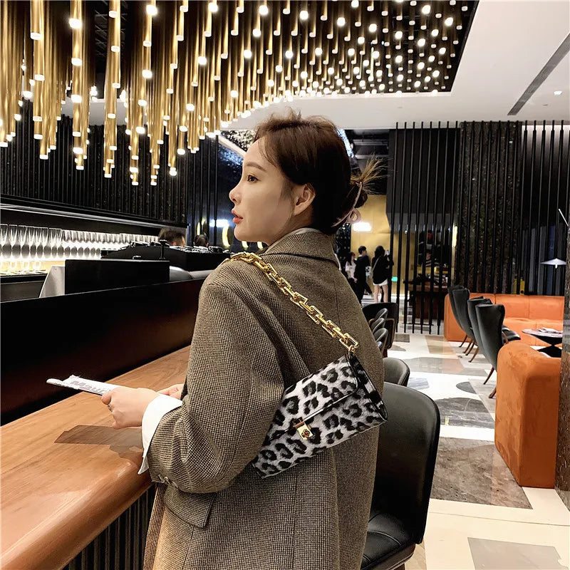 Soft Voluminous Clutch With Square Ring Chain Shoulder Pu Zebra Print Sling Bag Small Leopard Chain Fashion Handbags For Girl