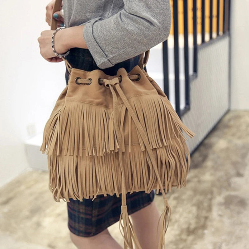 Fashion Retro Faux Suede Fringe Women Messenger Bags Tote New Tassel Shoulder Handbag Shoulder Crossbody Bag Tassel Bucket Bolsa