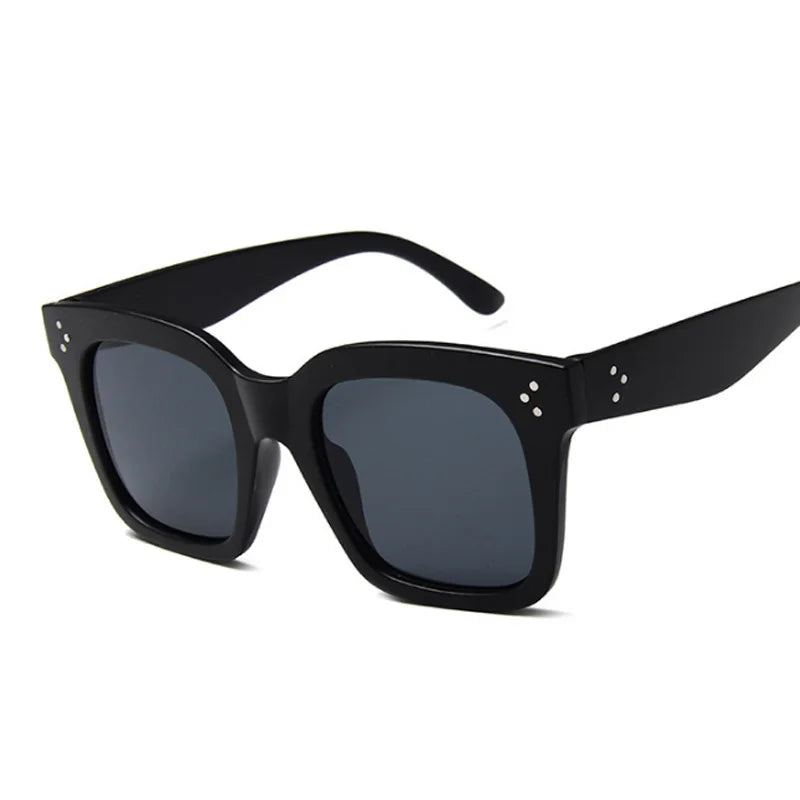 Square Oversized Sunglasses Woman Fashion Black Gradient Vintage Sun Glasses Female Outdoor Shades Driver Retro Oculos De Sol