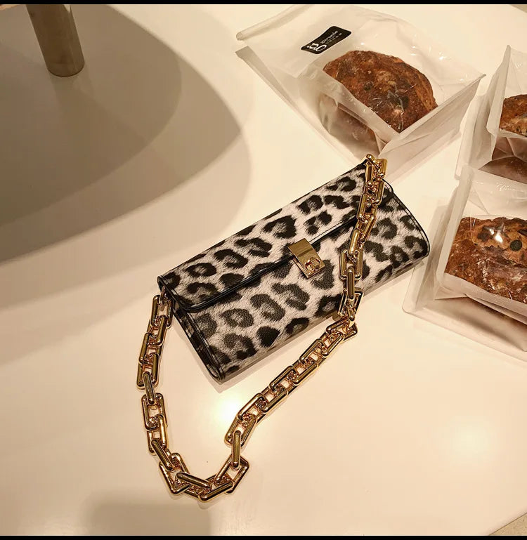 Soft Voluminous Clutch With Square Ring Chain Shoulder Pu Zebra Print Sling Bag Small Leopard Chain Fashion Handbags For Girl