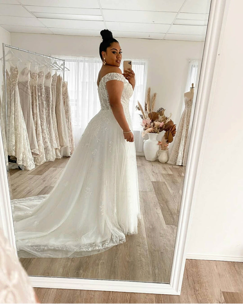 2022 Plus Size A-Line Off Shoulder Lace Applique Wedding Dress Tulle Backless Robe De Mariée Orienta Bridal Gown Custom Made