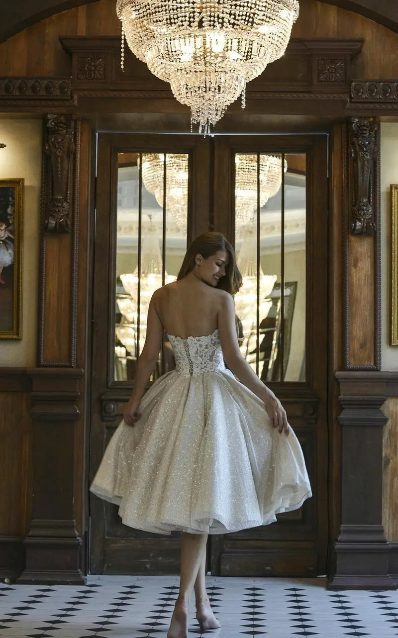 Summer Short Glitter Wedding Dresses Tea-Length Off Shoulder Elegant Women Bridel Gowns Lace Applique Shiny Princess Wedding