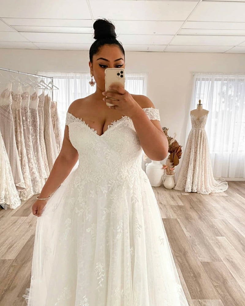 2022 Plus Size A-Line Off Shoulder Lace Applique Wedding Dress Tulle Backless Robe De Mariée Orienta Bridal Gown Custom Made