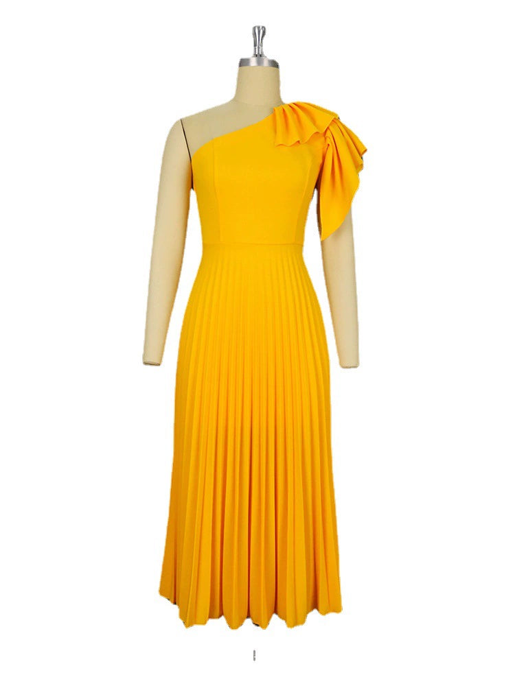 New Fashion plus Size Sexy Oblique Shoulder Pleated Dress plus Size Yellow Pleated Dress