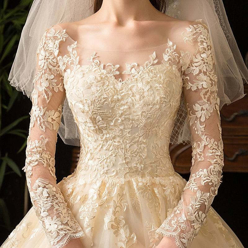 Long-Sleeved Champagne Trailing Luxury Wedding Dress