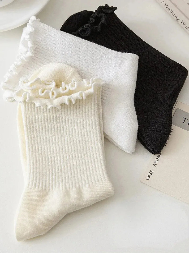 5 Pairs /Lot Socks for Women Ruffle Middle Tube Ankle Short Breathable Black White Set Spring Autumn