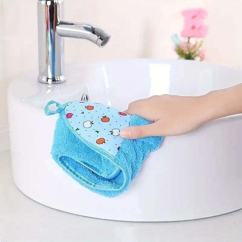 4pcs Coral Velvet Bathroom Supplies, Soft Hand Towel, Absorbent Cloth Dishcloths, Hanging Cloth, Kitchen Accessories