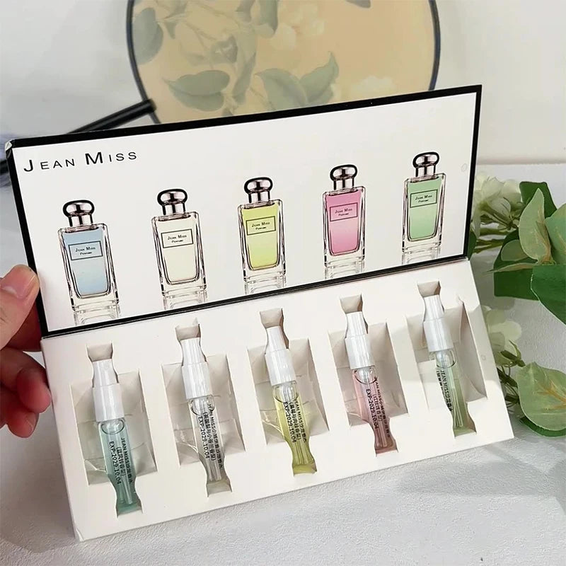 Portable Gilded Perfume Set Original Brand 3ml Floral Fruity Long-lasting Natural Fragrance Compact Portable Women's Body Spray