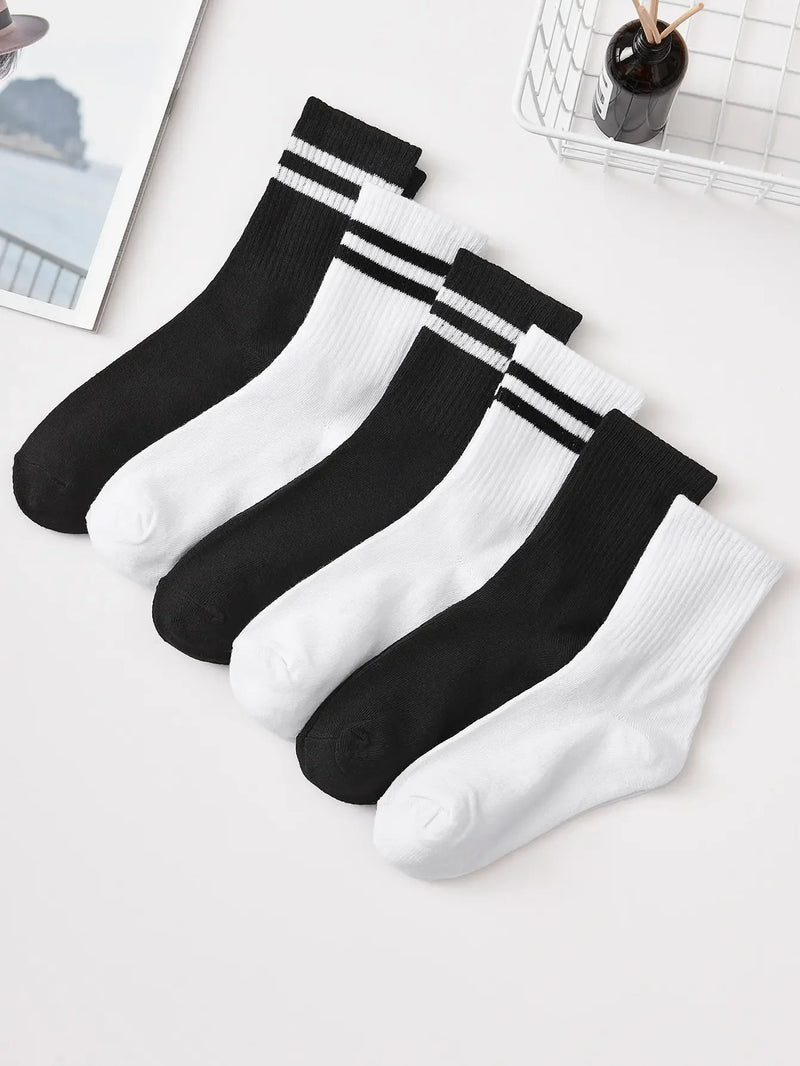 6 Pairs Middle Tube Socks For Men And Women Solid Colour In White and Black Fashion Sweat Absorption Breathable and Casual