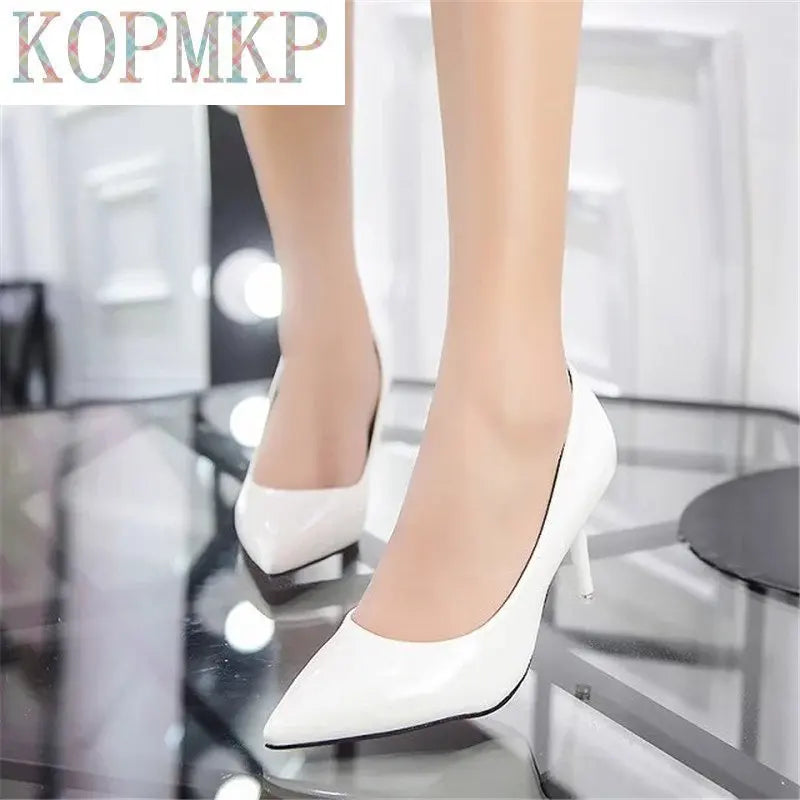 Hot Selling Women Shoes Pointed Toe Pumps Patent Leather Dress Red 8CM High Heels Boat Shoes Shadow Wedding Shoes Zapatos Mujer