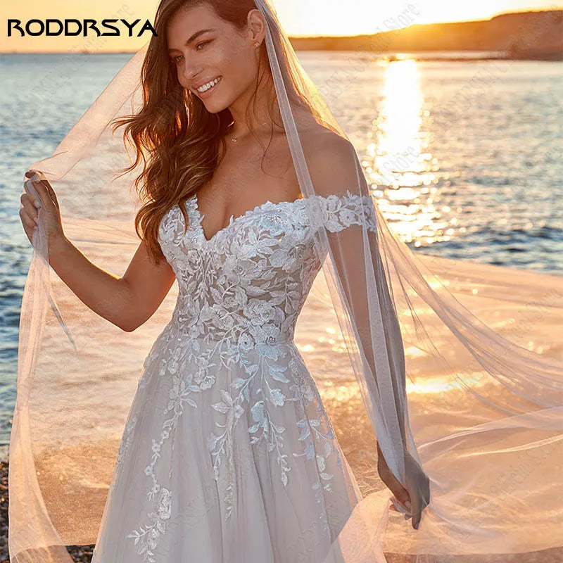 Appliques Off Shoulder Wedding Dresses A-line Tulle Sweep Train Beach Bridal Gowns Back Buttons vestidos de novia playa