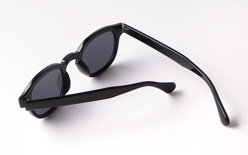 Vintage Tortoise Shell Round Sunglasses Women Men 2024 Brand Design Retro Rivet Yellow Blue Lens Square Sun Glasses Female UV400
