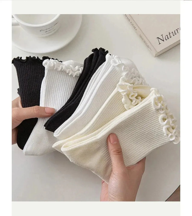 5 Pairs /Lot Socks for Women Ruffle Middle Tube Ankle Short Breathable Black White Set Spring Autumn