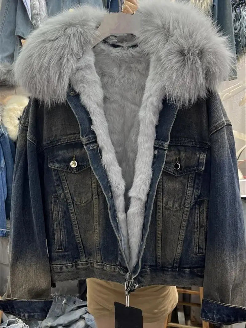 Denim Spliced real fur Coat for Women 2023 Autumn Winter New Thickened Fur Liner Stylish Short Denim Jacket Y4435