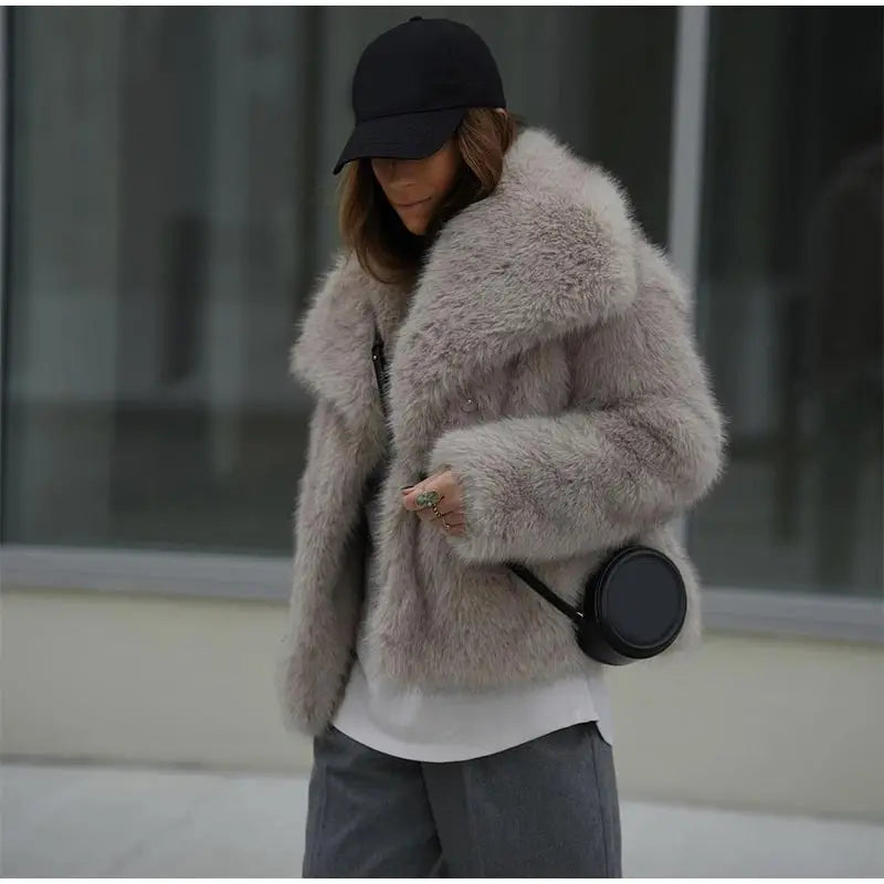 Fashion Lapel Thickened Warm Faux Fur Jacket For Women Autumn Winter Lapel Long Sleeve Coat 2024 New Female High Street Outwears