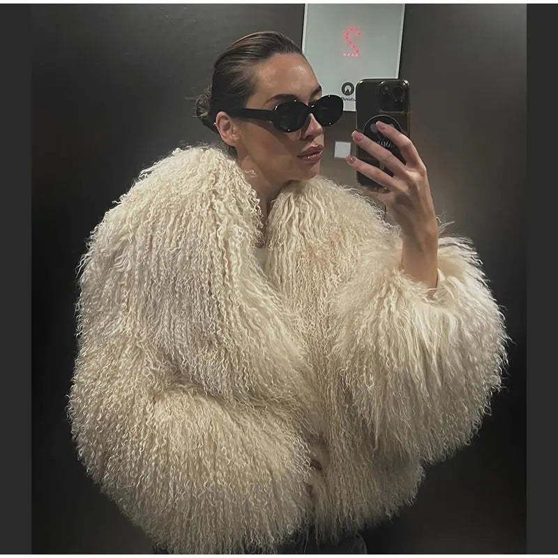 Luxury Winter Loose Women's Thick Fluffy Faux Fur Coats Fashion Solid Cropped Oversized Warm Jacket 2024 New Lady Chic Outerwear