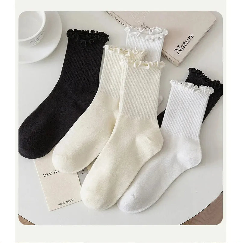 5 Pairs /Lot Socks for Women Ruffle Middle Tube Ankle Short Breathable Black White Set Spring Autumn