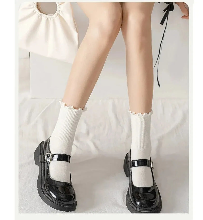 5 Pairs /Lot Socks for Women Ruffle Middle Tube Ankle Short Breathable Black White Set Spring Autumn