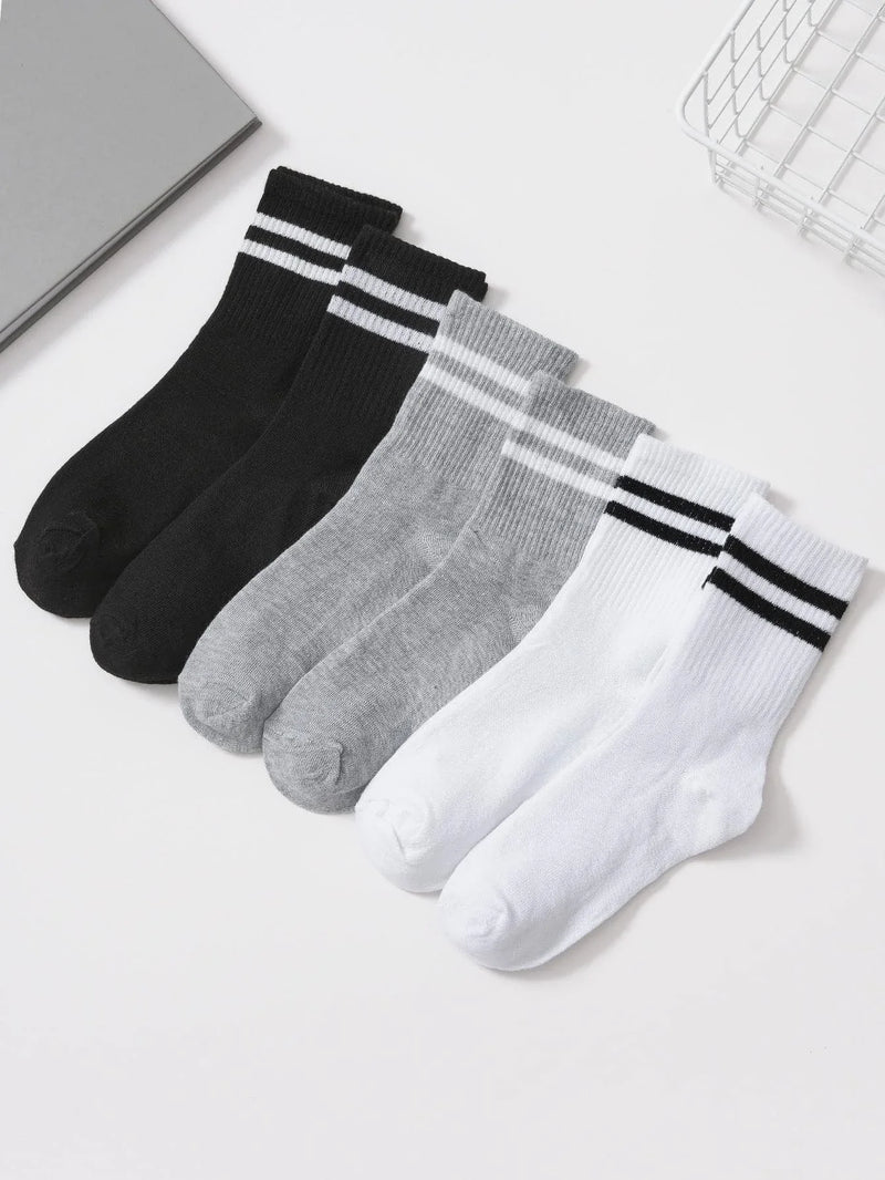 6 Pairs Middle Tube Socks For Men And Women Solid Colour In White and Black Fashion Sweat Absorption Breathable and Casual