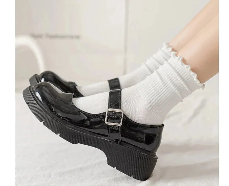 5 Pairs /Lot Socks for Women Ruffle Middle Tube Ankle Short Breathable Black White Set Spring Autumn