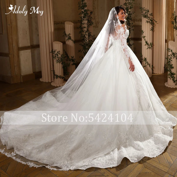 Gorgeous Appliques Chapel Train Ball Gown Wedding Dress 2024 Classic High Neck Beading Long Sleeve Embroidery Vintage Brdal Gown