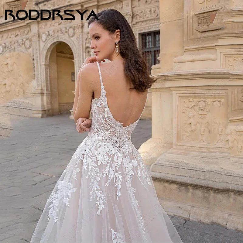 RODDRSYA Spaghetti Straps Appliques Wedding Dresses A-line Lace Sweep Train Bridal Gown Custom Made Backless vestidos de novia