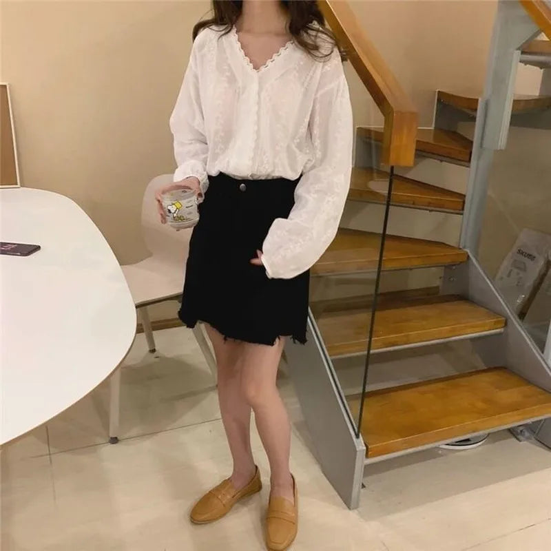 Shirts Women Solid V-Neck Simple Tender Prevalent Ladies Tops All-match Leisure Autumn Fashion Korean Style Temperament Chic hot