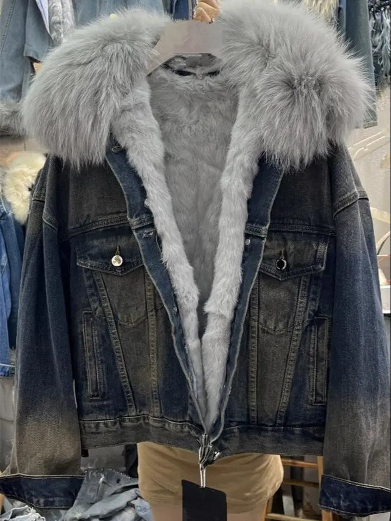Denim Spliced real fur Coat for Women 2023 Autumn Winter New Thickened Fur Liner Stylish Short Denim Jacket Y4435